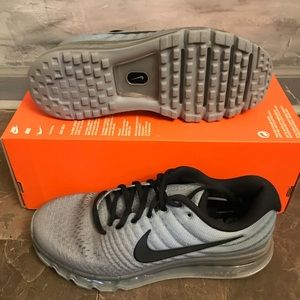 Nike Air Max 2017 Dark Stealth Size 8